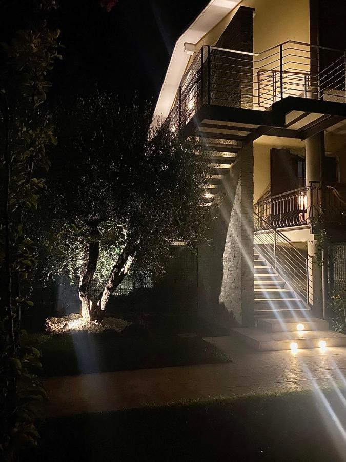 Villa Elena Desenzano del Garda Exterior photo