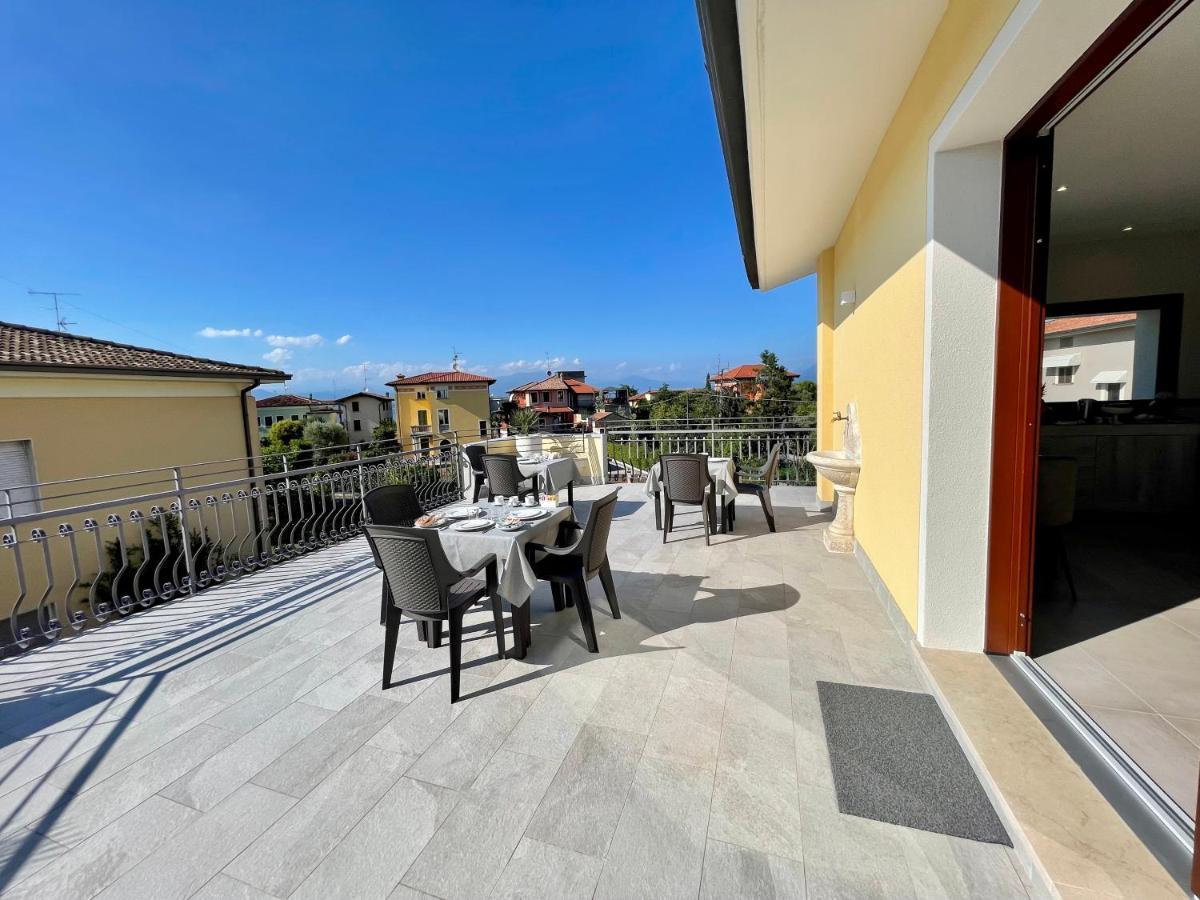 Villa Elena Desenzano del Garda Exterior photo